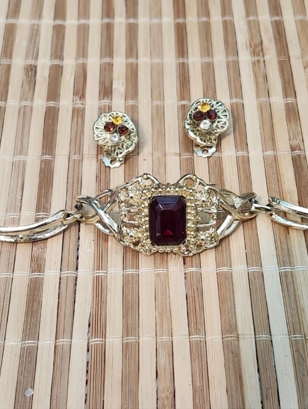 RARE Vintage S&G 5th Ave. Light Gold Rhinestone Bracelet And Matching Earrings